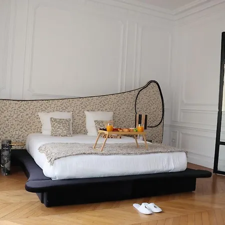 Luxurious 4Bd Apartment Апартаменты Нёйи-сюр-Сен