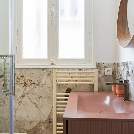 Luxurious 4Bd Apartment Апартаменты *