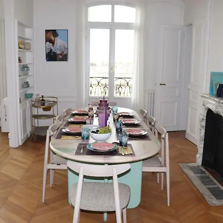 Διαμέρισμα Luxurious 4Bd Apartment Neuilly-sur-Seine