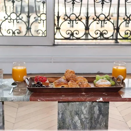 Διαμέρισμα Luxurious 4Bd Apartment *