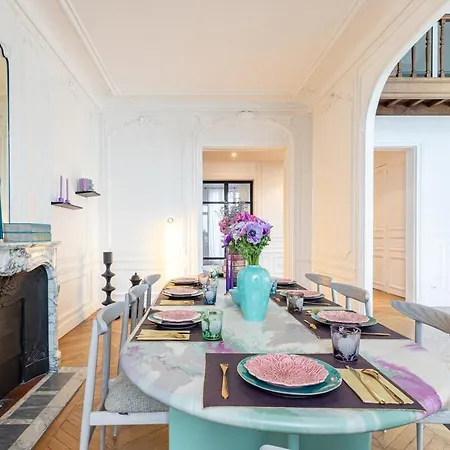 Luxurious 4Bd Apartment Апартаменты *